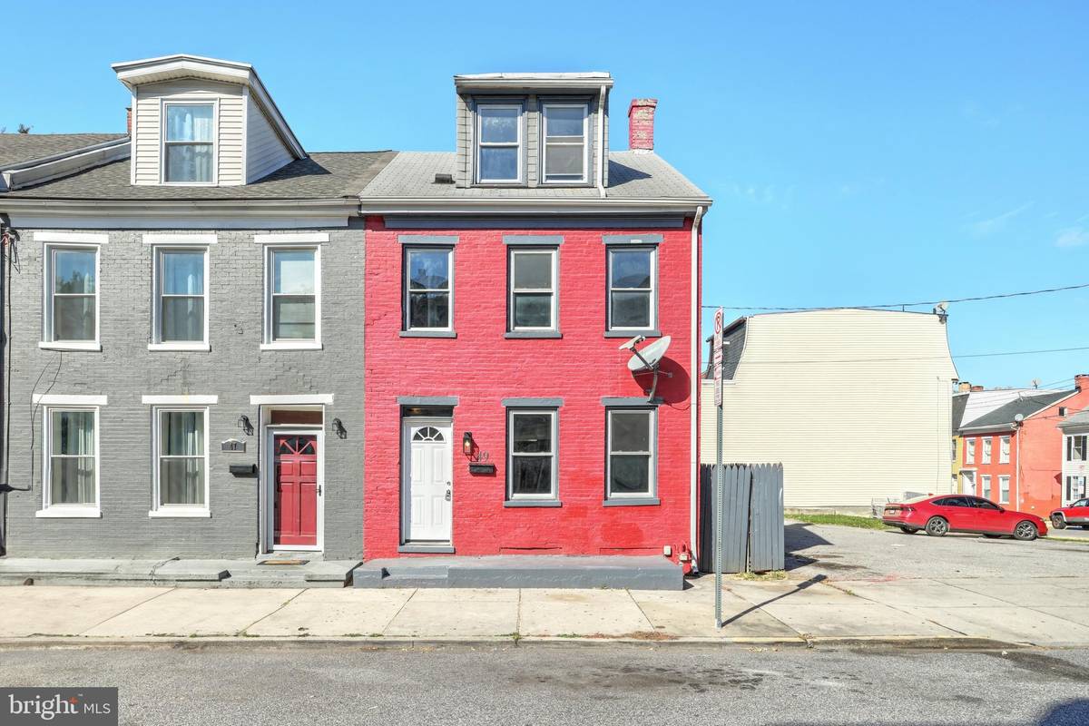 York, PA 17401,49 E SOUTH ST