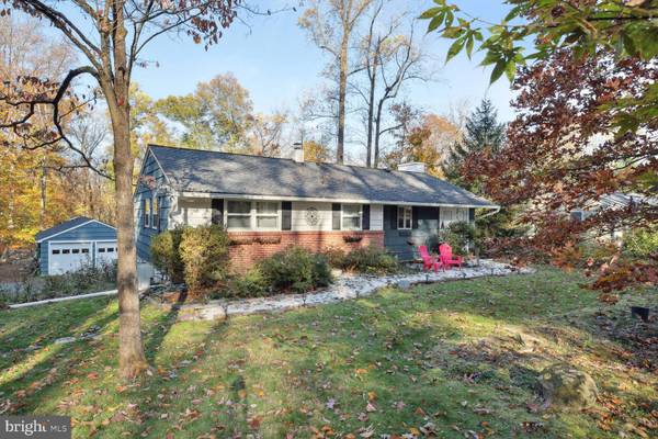 18 CRUSHER RD, Hopewell, NJ 08525