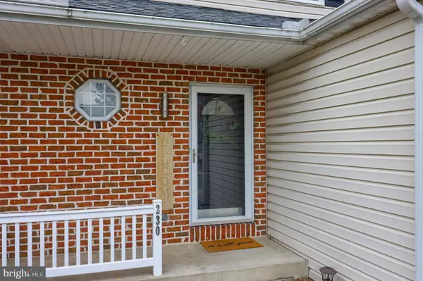 Lancaster, PA 17601,230 PARKLAWN CT