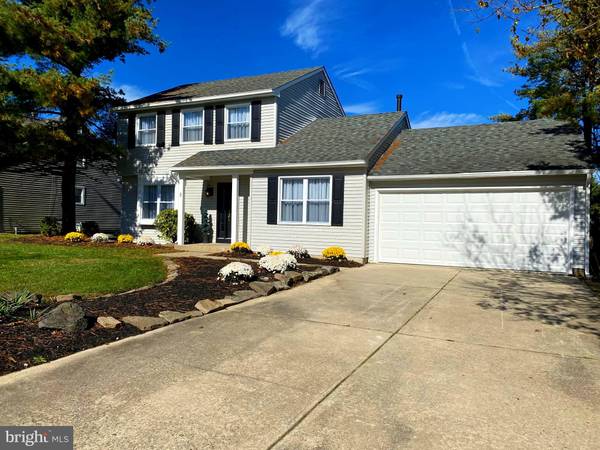 8 SASSAFRAS DR, Sicklerville, NJ 08081