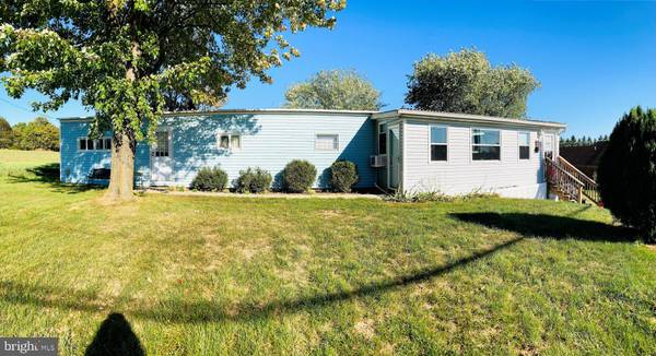 51 CRANES GAP RD, Carlisle, PA 17013