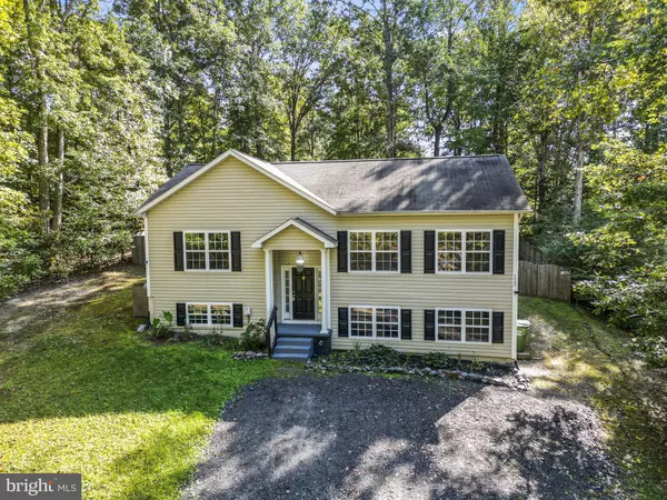 Ruther Glen, VA 22546,123 NEEDWOOD DR