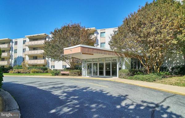 7501 DEMOCRACY BLVD #414B, Bethesda, MD 20817