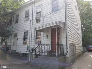 Trenton, NJ 08611,699 LAMBERTON ST