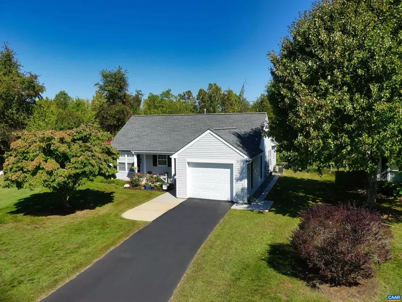 17 HILLTOP CT, Stanardsville, VA 22973