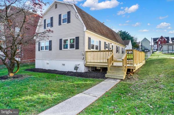 Dallastown, PA 17313,58 W MAPLE ST