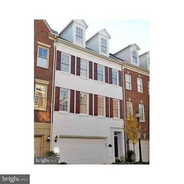 18 ALEXANDER ST, Alexandria, VA 22314