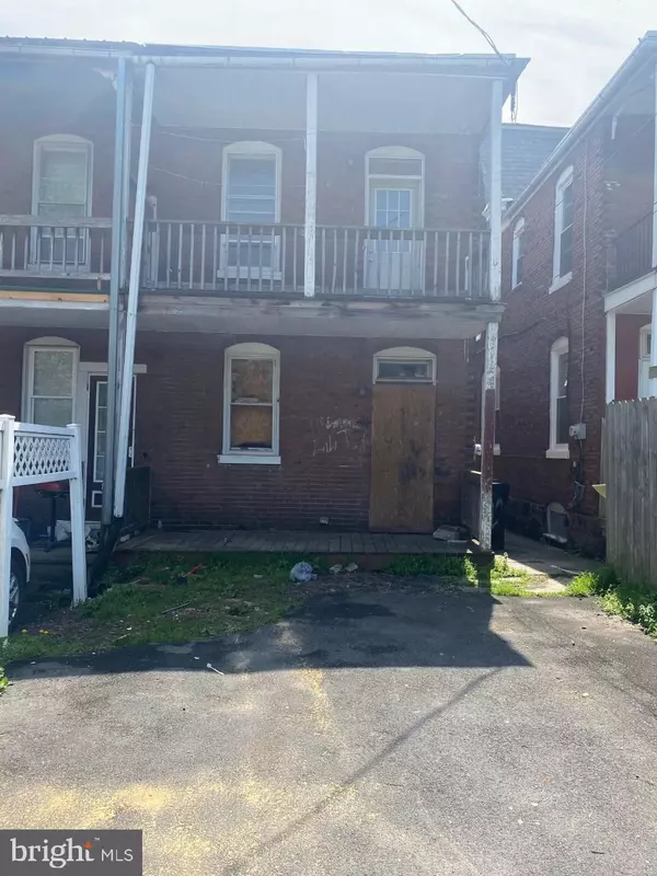 Harrisburg, PA 17104,1614 BERRYHILL ST