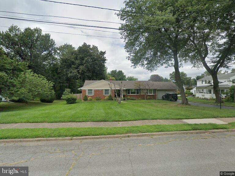 Ewing, NJ 08628,24 WESTWOOD DR