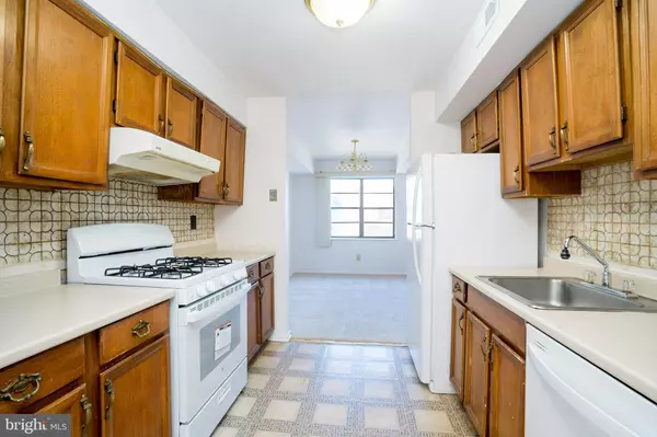 Cranbury, NJ 08512,1622 COUNTRY MILL DR