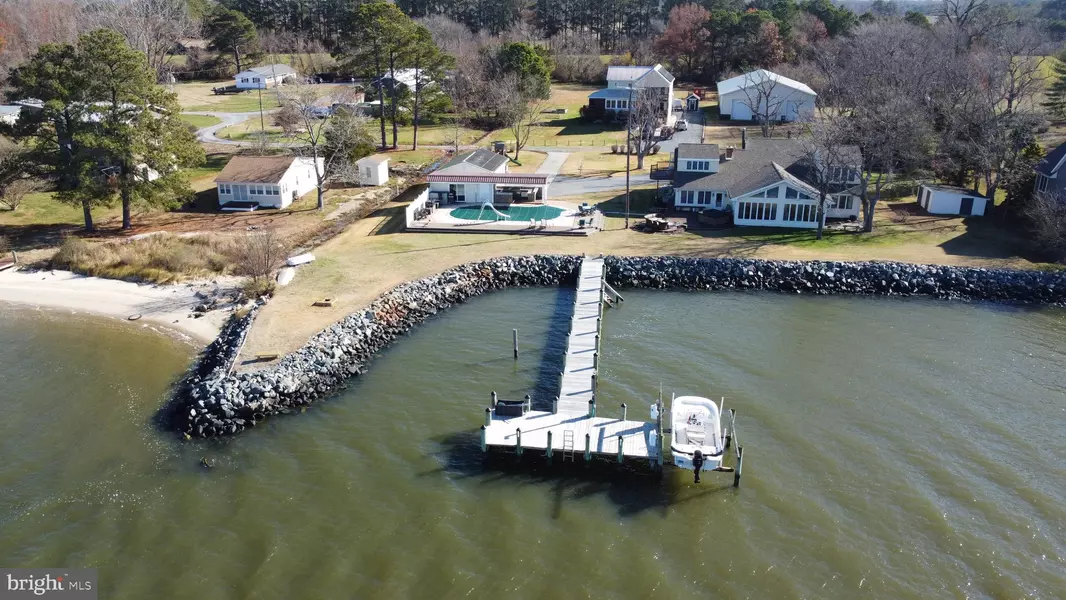 3960 OYSTER SHELL LN, Bivalve, MD 21814