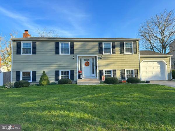 5 CEDAR CREEK, Laurel Springs, NJ 08021