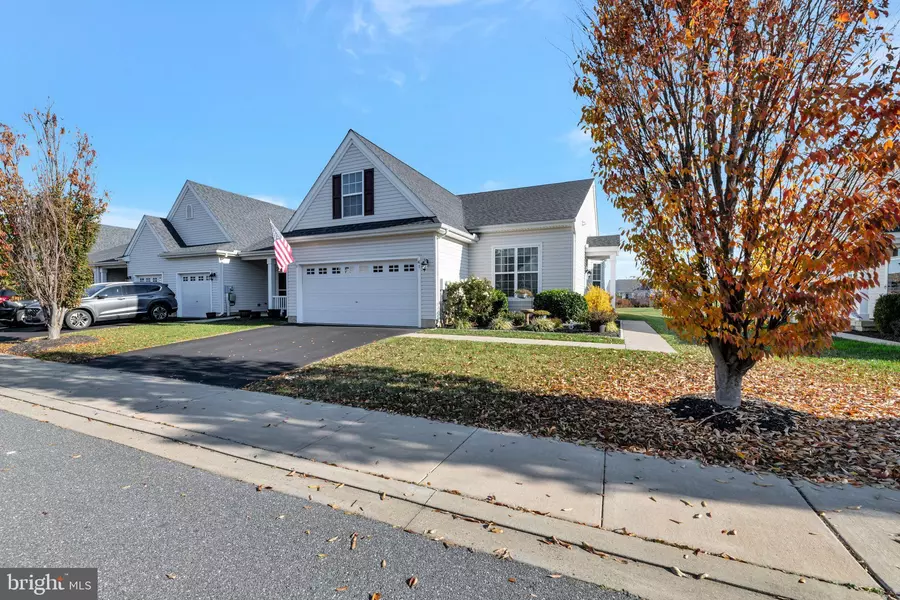 41 GRAND NATIONAL LANE, Newark, DE 19702