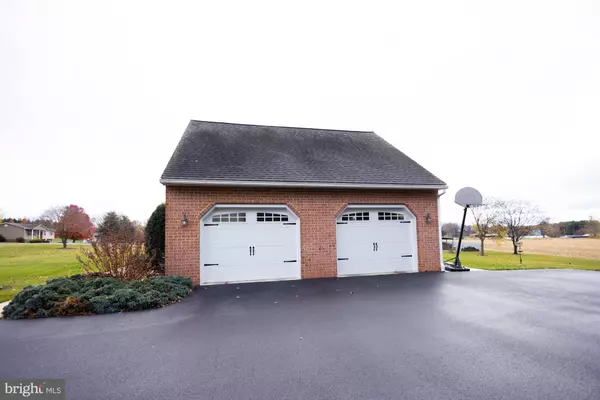 Chambersburg, PA 17202,5535 HONEY ROCK COURT