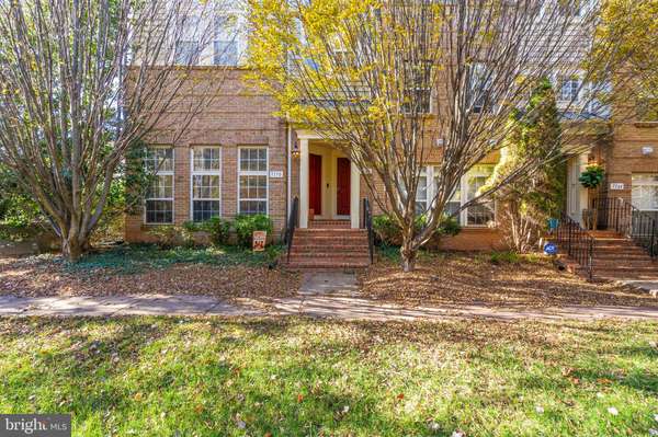 7168 LITTLE THAMES DR, Gainesville, VA 20155