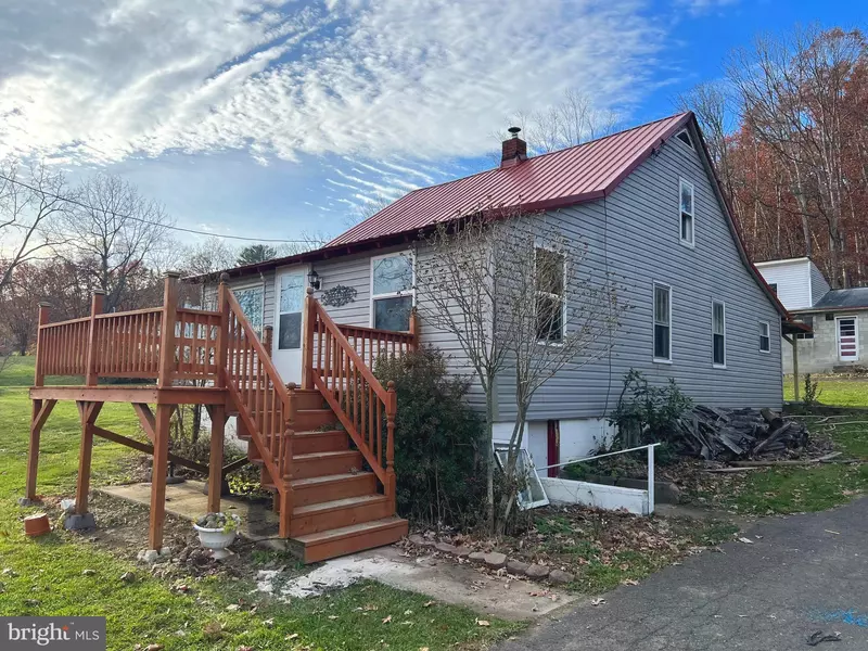 462 KNOBLEY RD, Keyser, WV 26726