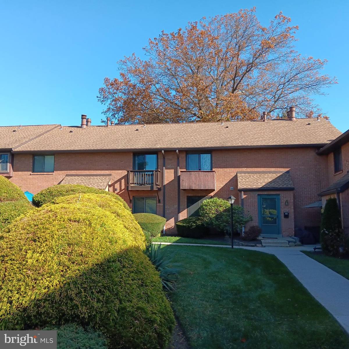 Ardmore, PA 19003,700 ARDMORE AVE #519