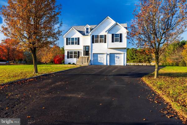 56 KINGS CT, Swedesboro, NJ 08085