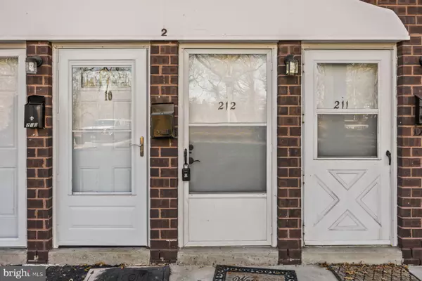 Maple Shade, NJ 08052,810 N FORKLANDING RD #212