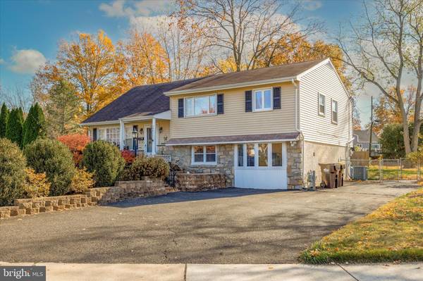 304 CENTRAL DR, Lansdale, PA 19446