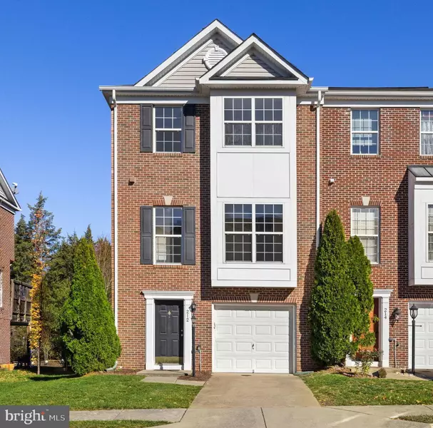 212 HAWKS VIEW SQ SE, Leesburg, VA 20175