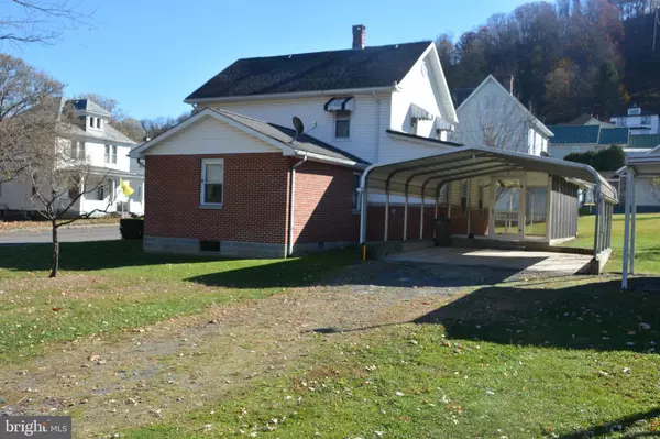 Ridgeley, WV 26753,73 POTOMAC ST