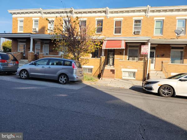 2704 E OLIVER ST, Baltimore, MD 21213