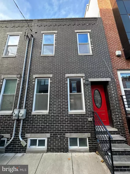 1528 S WOODSTOCK ST, Philadelphia, PA 19146