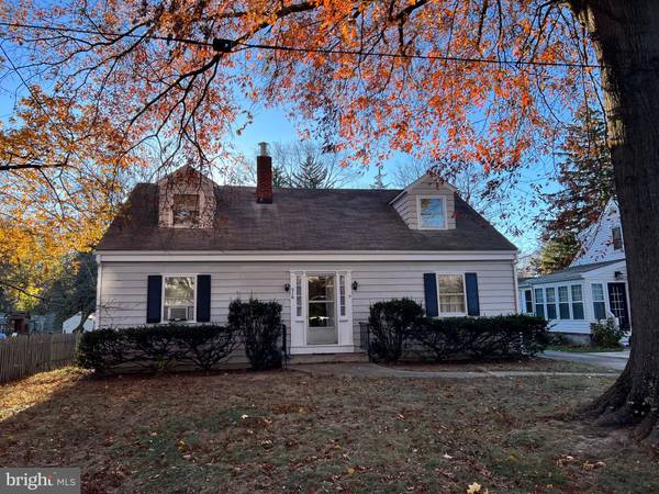 216 MANNION AVE, Moorestown, NJ 08057