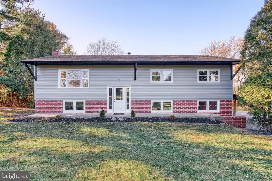 12030 MOUNT OLIVET RD, Felton, PA 17322