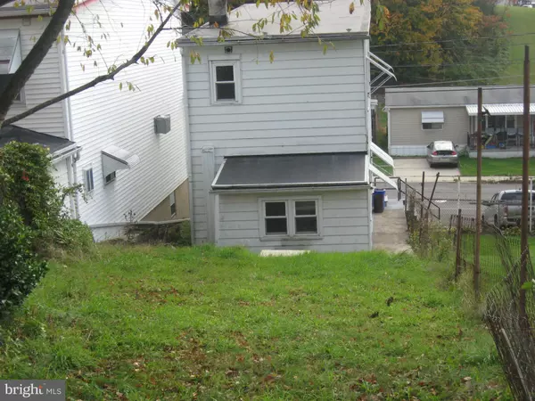 Pottsville, PA 17901,48 ANN ST