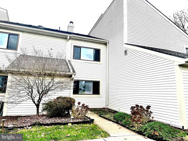 504 FREEDOM CIR, Harleysville, PA 19438