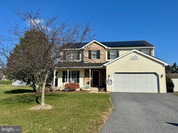 13 DRAGONFLY CT, Myerstown, PA 17067