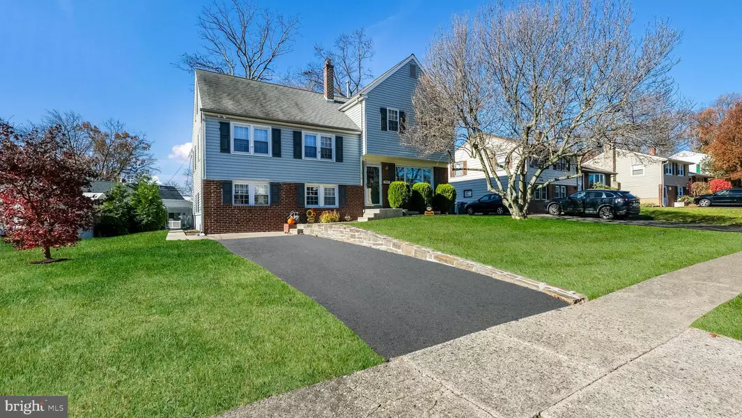 1316 ZACHARY RD, Abington, PA 19001