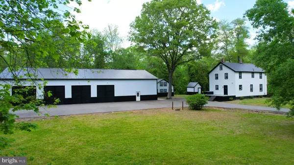 Upper Marlboro, MD 20772,8067 CROOM RD