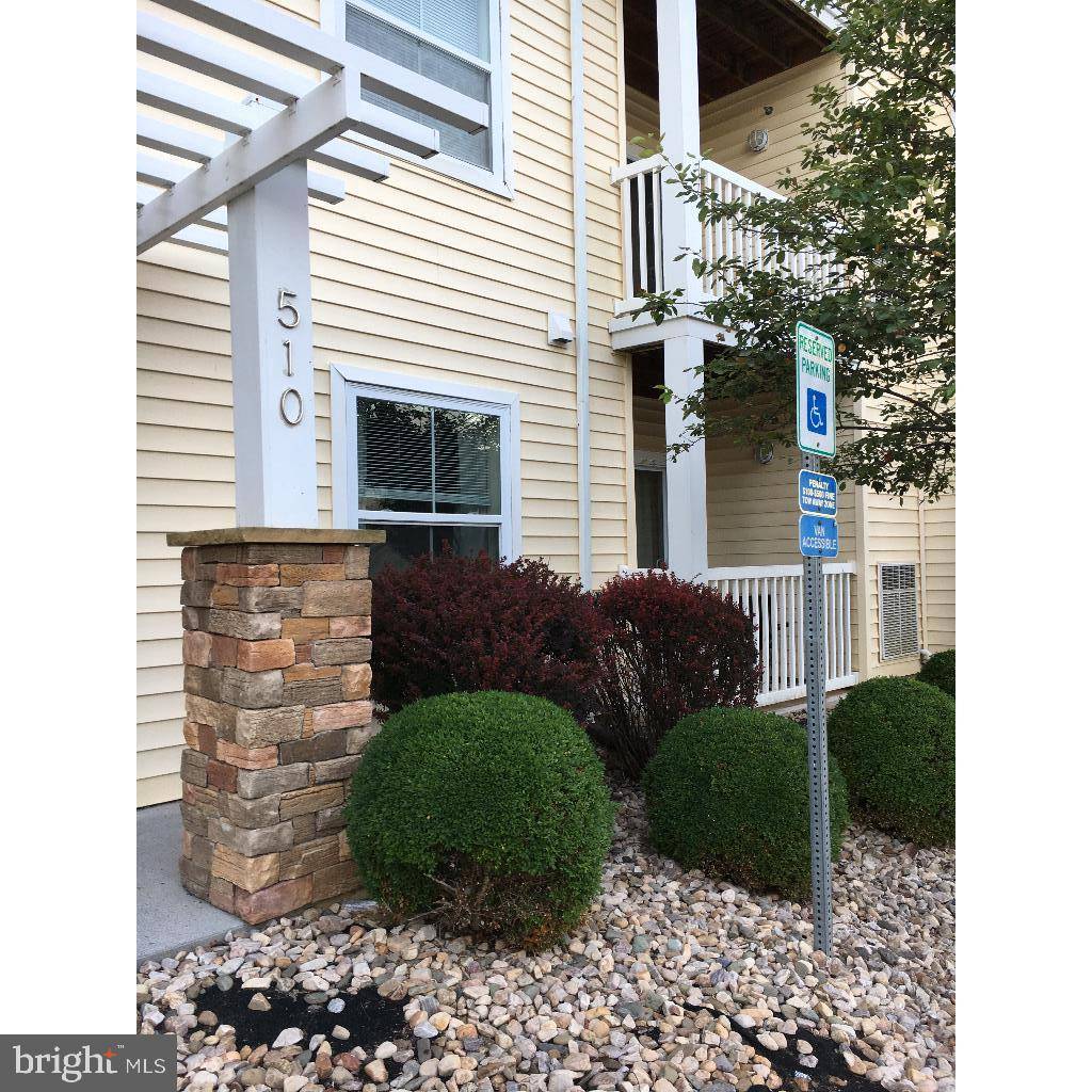 Harrisonburg, VA 22801,510 DAVIS MILLS DR #104