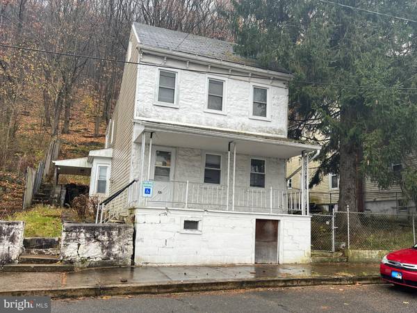 134 W SAVORY ST, Pottsville, PA 17901