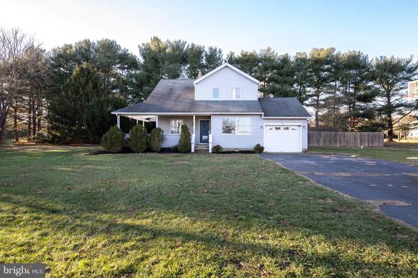 55 LAYTON RD, Pilesgrove, NJ 08098