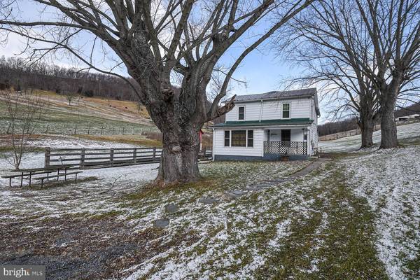 9306 NORTHWESTERN TPKE, New Creek, WV 26743