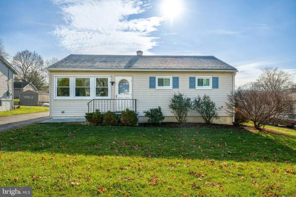 1926 BLUE RIDGE DR, Lancaster, PA 17603