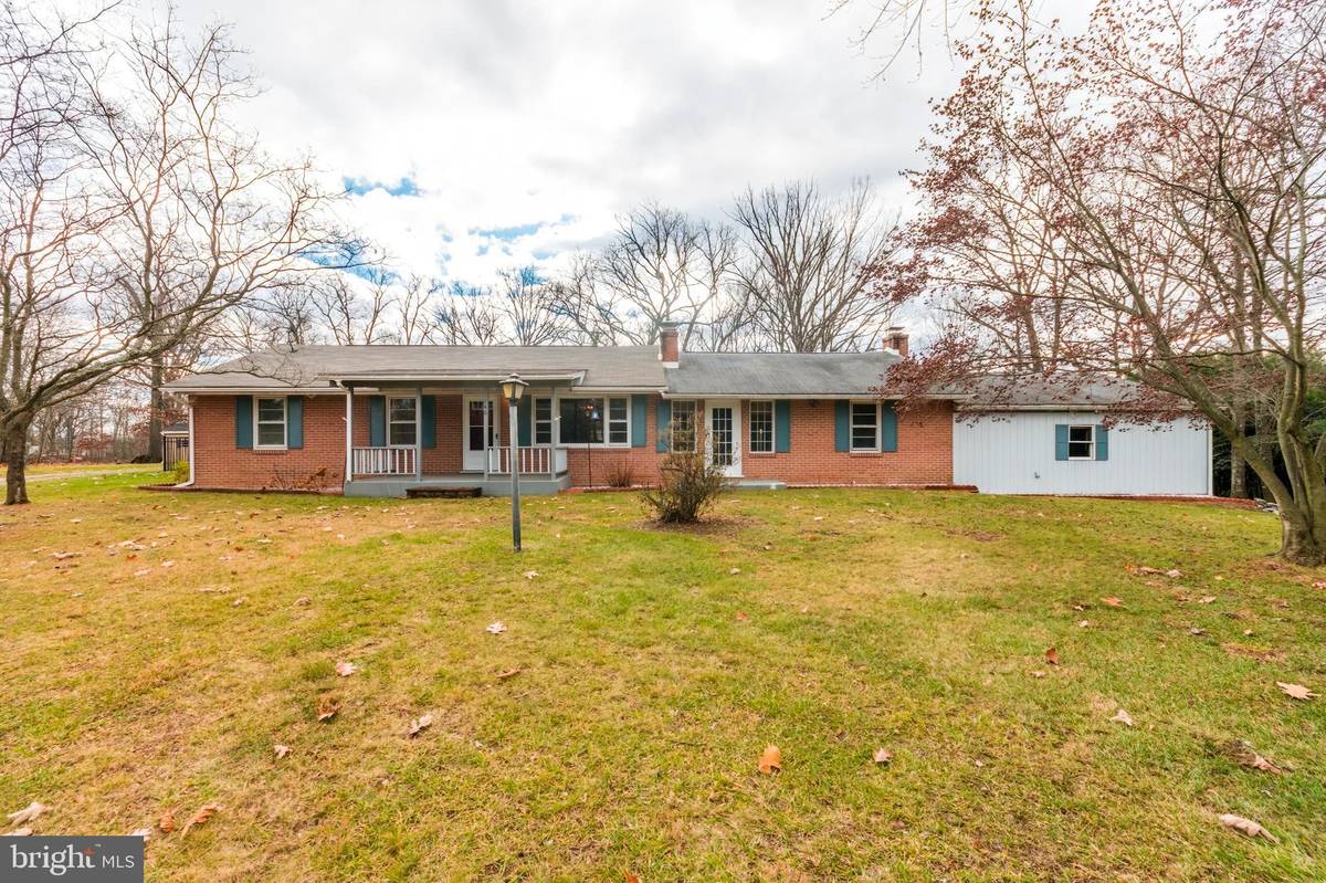 Martinsburg, WV 25405,146 PICNIC LN