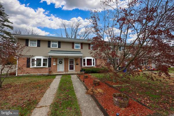 Robesonia, PA 19551,105 PENNBROOK AVE