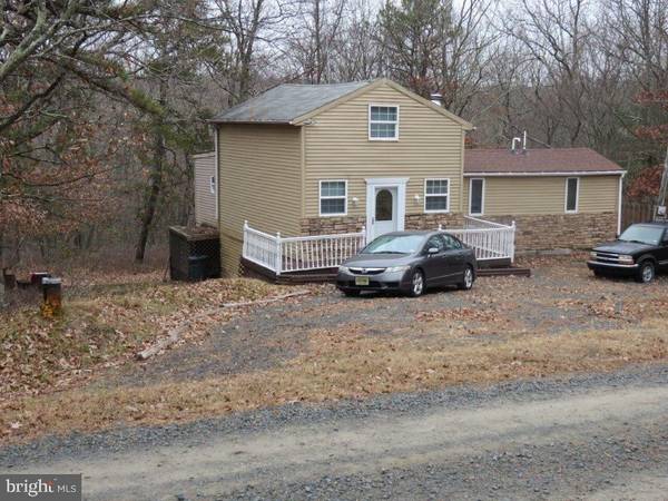 199 MAPLE DR, Cresco, PA 18326