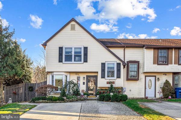 12 KANABE DR, Westampton, NJ 08060