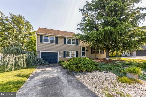 262 SOUTHVIEW DR, Delran, NJ 08075