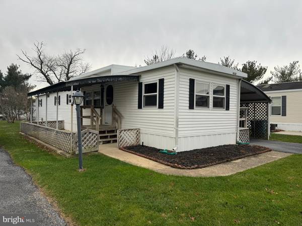 119 RIDGEWOOD MNR, Manheim, PA 17545