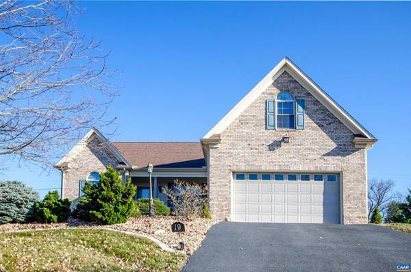 19 STONEY CREEK CIR,  Waynesboro,  VA 22980