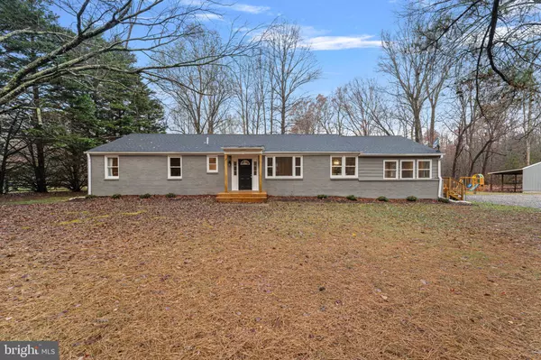 1305 W CHAPEL DR,  Bumpass,  VA 23024