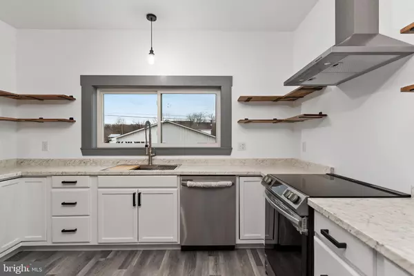 670 RIDGLEY Orbisonia, PA 17243