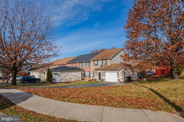 7403 FALCON ST, New Tripoli, PA 18066